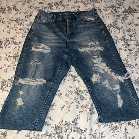American Eagle Curvy Mom Jean - 8 - Picture 2 of 3